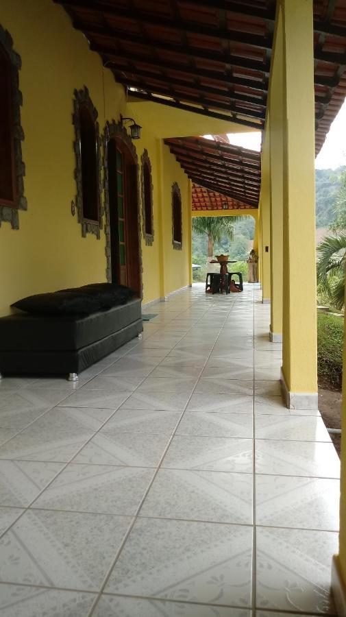 Casa Com Flores Pedra Azul  Buitenkant foto