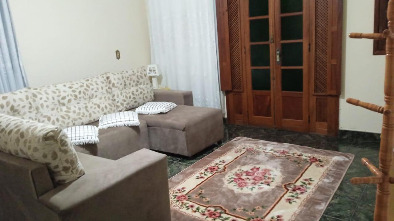 Casa Com Flores Pedra Azul  Buitenkant foto